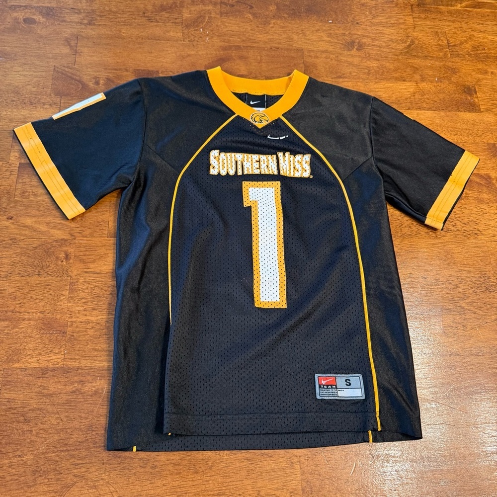 Nike Southern Miss Black and Gold Jersey 1 size small 8/10 kids golden eagles